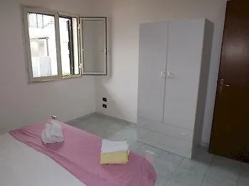 Hotel Rivabella 3* גאליפולי